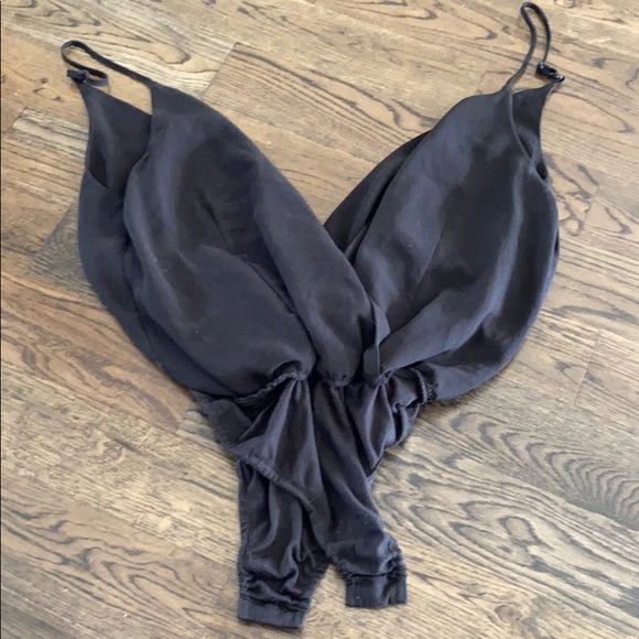 Low cut body suit *2 for 10* - Picture 1 of 1